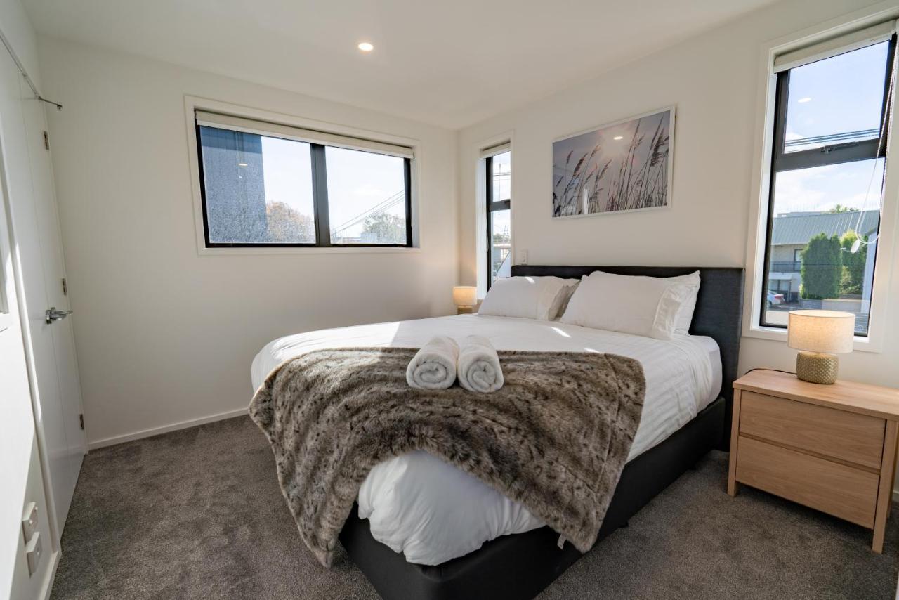 King Bed On Hagley Park Corner In The Cbd Lejlighed Christchurch Eksteriør billede